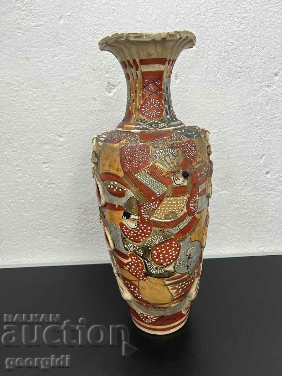 Japanese porcelain vase. #5413