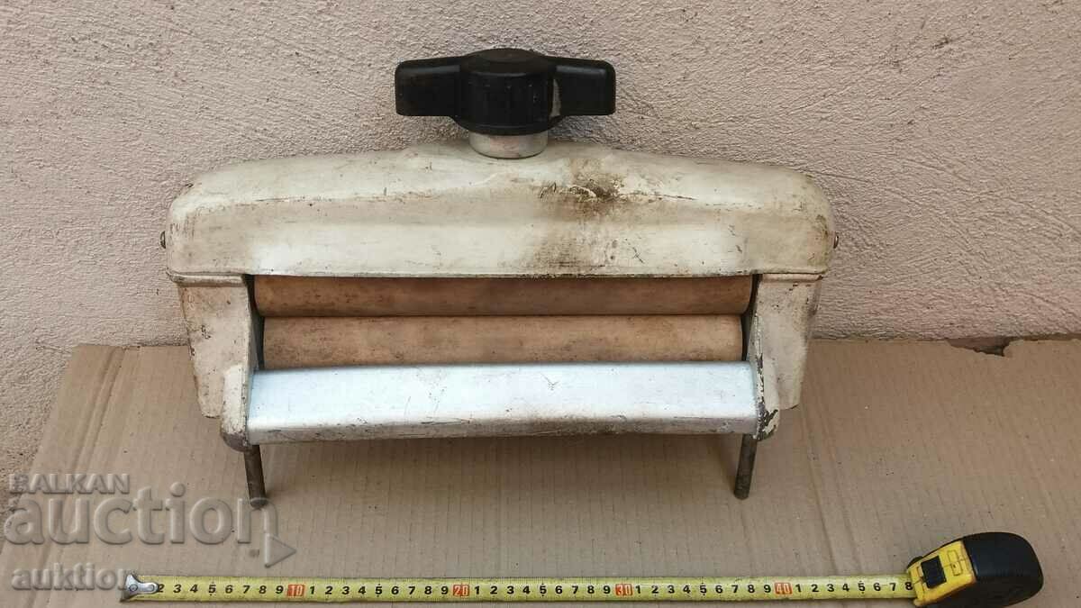 Auction old centrifuge, press Auction old centrifuge, press