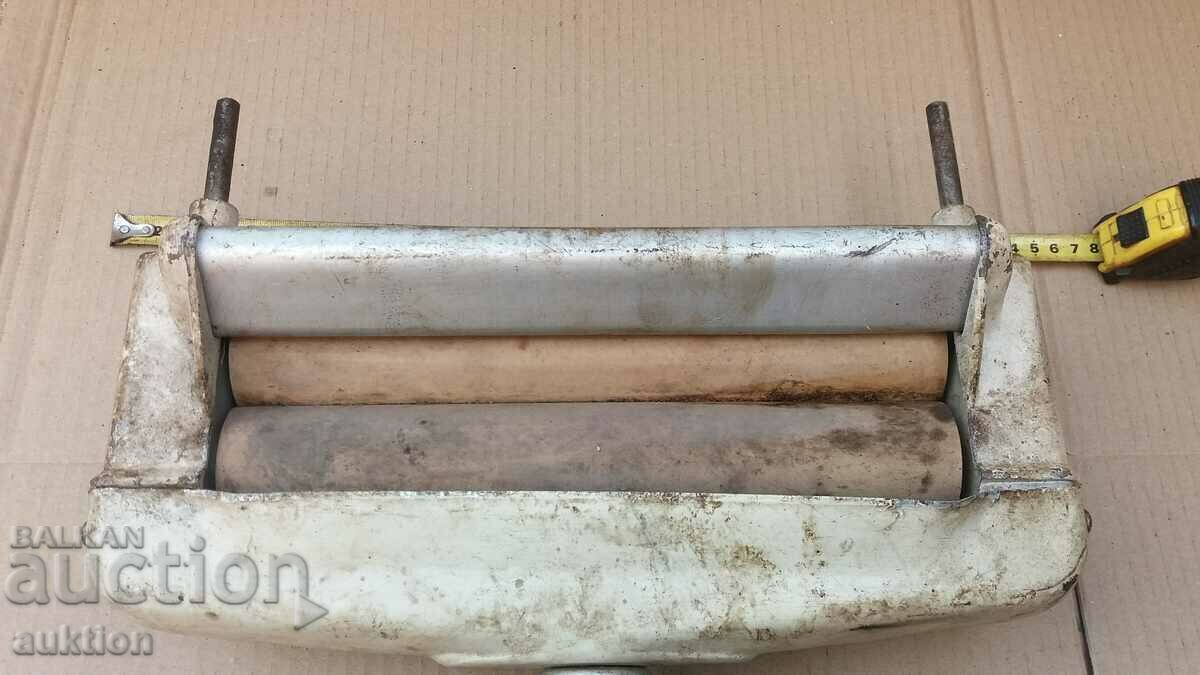 old centrifuge, press - 5 old centrifuge, press - 5