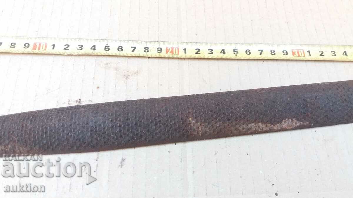 Delivery of old massive saw, tool Delivery of old massive saw, tool