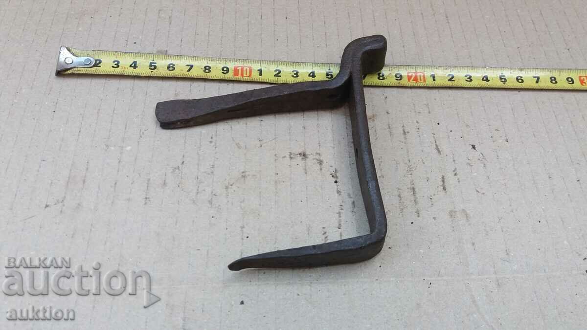 old wrought iron from a carriage, cart - 6 old wrought iron from a carriage, cart - 6