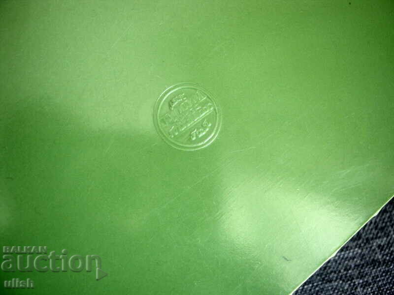 Auction Old Russian Tbilisi Green Bakelite Tobacco Box Auction Old Russian Tbilisi Green Bakelite Tobacco Box