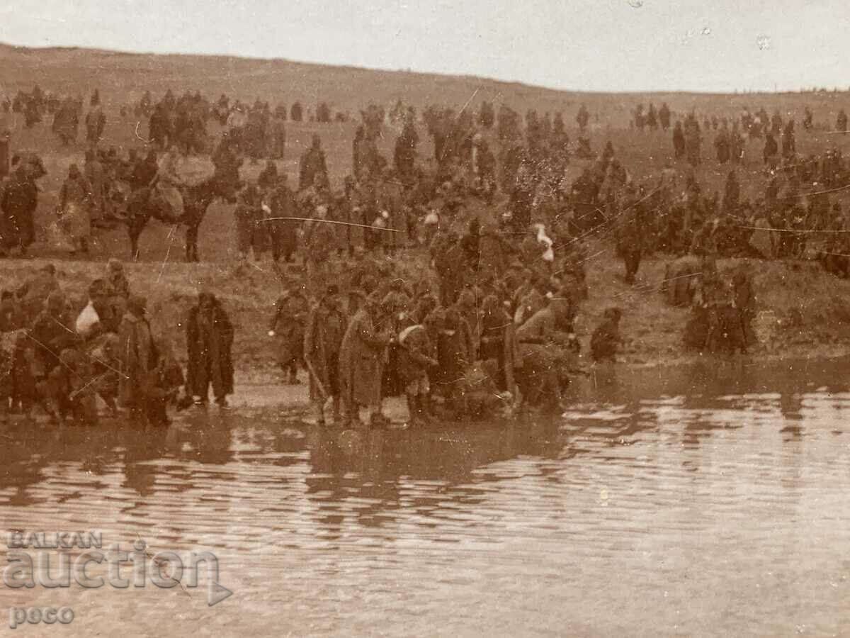 Παράδοση Τραυματισμένοι Τούρκοι στρατιώτες παραδίδουν τον Βαλκανικό Πόλεμο τη Μαρίτσα Παράδοση Τραυματισμένοι Τούρκοι στρατιώτες παραδίδουν τον Βαλκανικό Πόλεμο τη Μαρίτσα