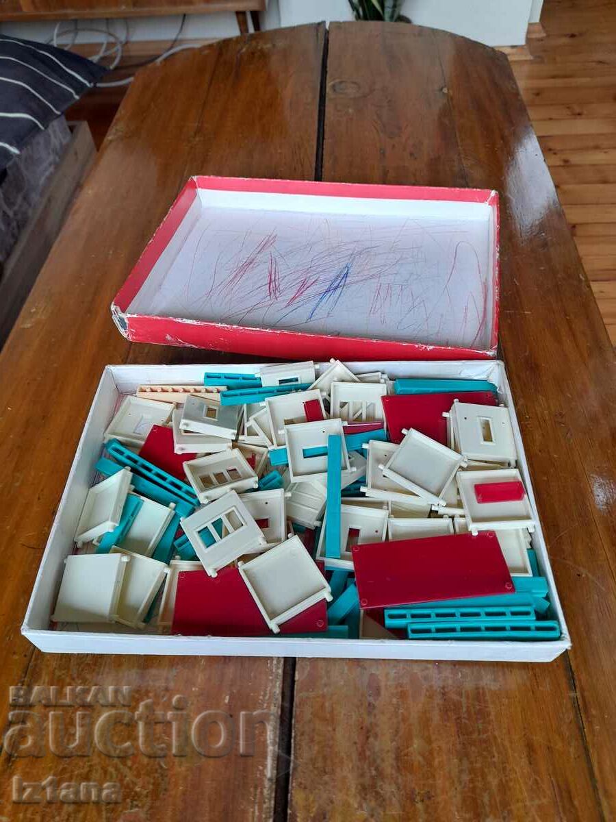 Old children's game Builder 4 with price 48.00 BGN | € 24.54