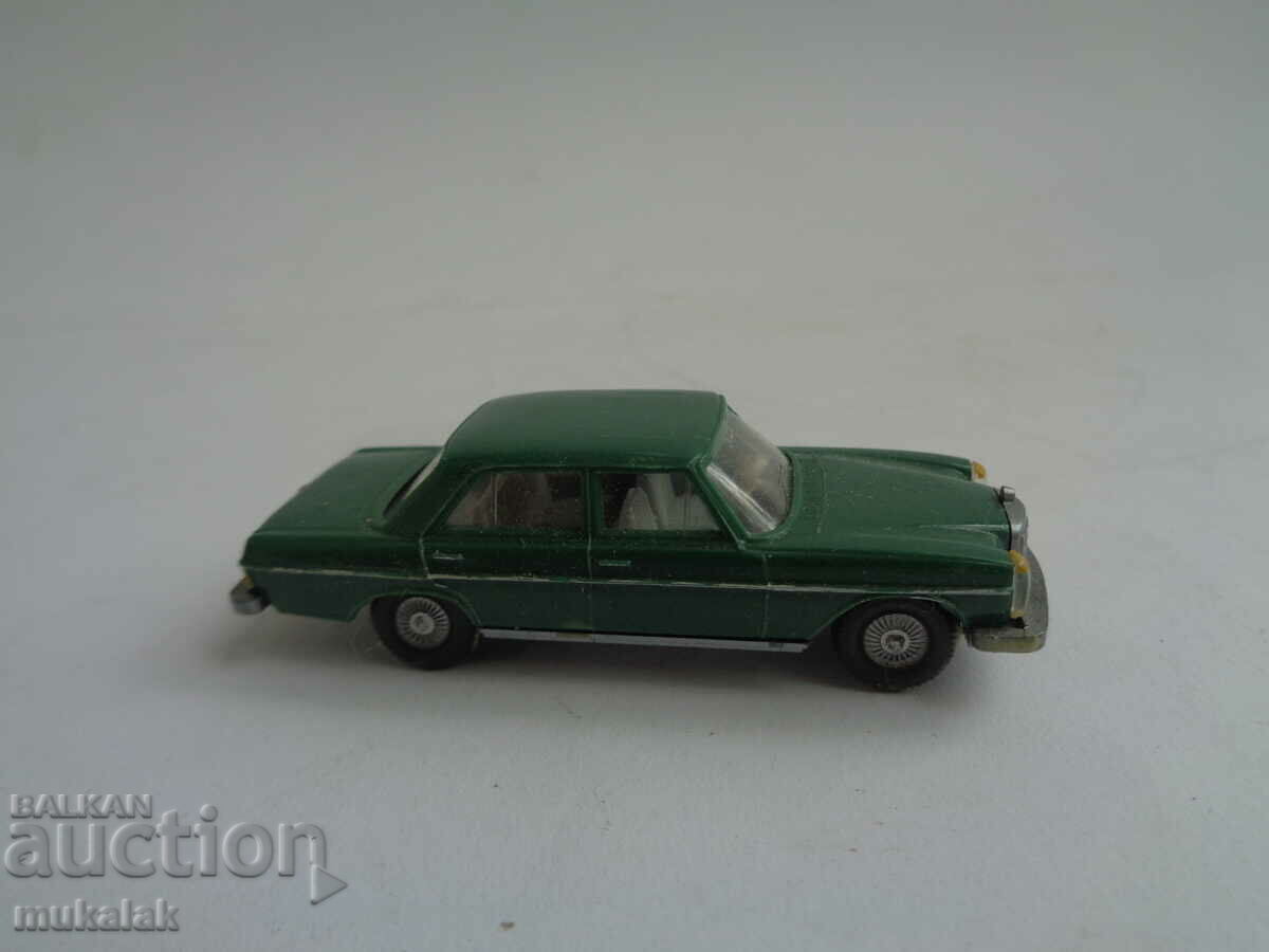 Auction WIKING 1:87 H0 MERCEDES 200 TOY TROLLEY MODEL Auction WIKING 1:87 H0 MERCEDES 200 TOY TROLLEY MODEL