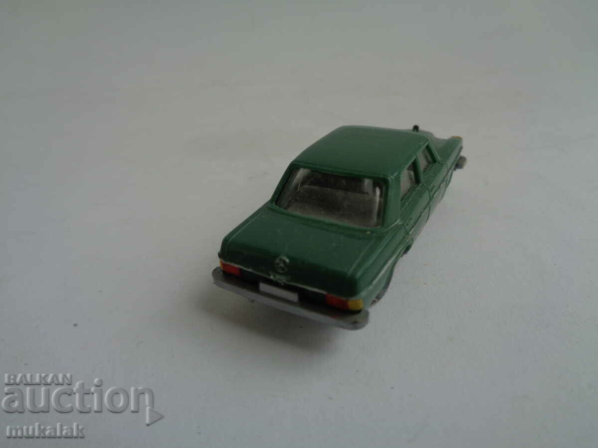 Delivery of WIKING 1:87 H0 MERCEDES 200 TOY TROLLEY MODEL Delivery of WIKING 1:87 H0 MERCEDES 200 TOY TROLLEY MODEL
