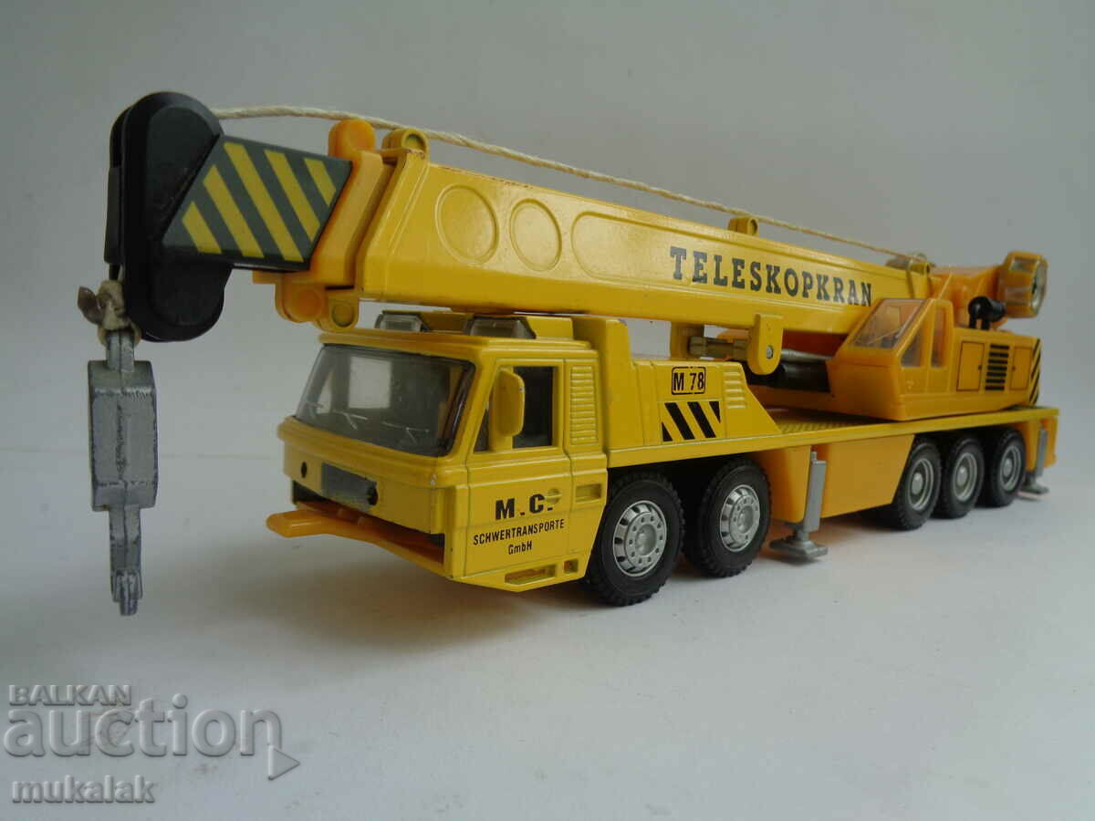 MAISTO TELESKOPKRAN AUTOCRANE TRUCK TROLLEY MODEL with price 20.00 BGN | € 10.23 MAISTO TELESKOPKRAN AUTOCRANE TRUCK TROLLEY MODEL with price 20.00 BGN | € 10.23