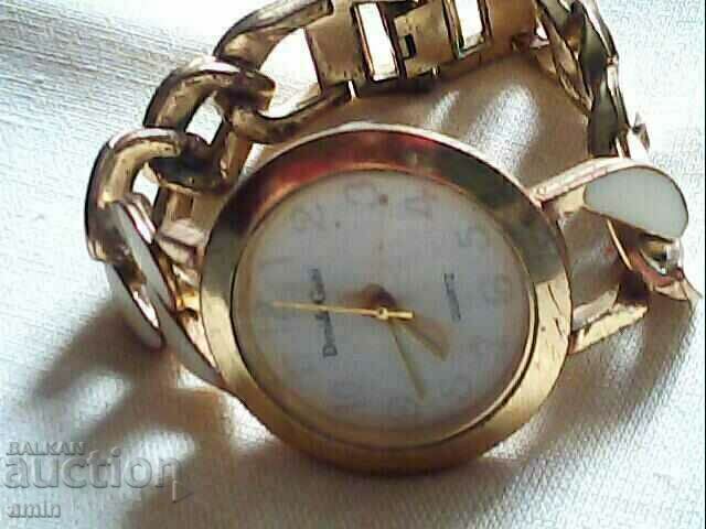 Доставка на 4асовник геби квартз  либсва батри