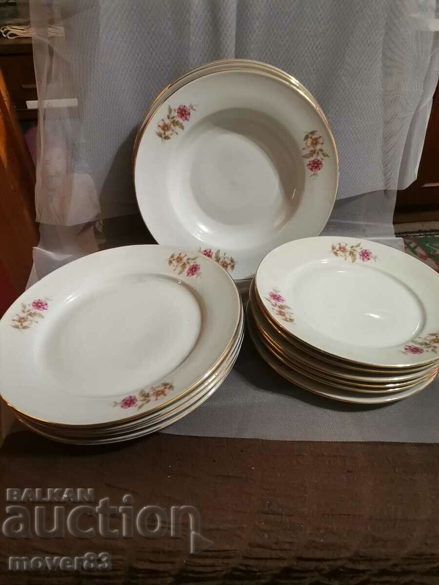 Porcelain plates. Lot