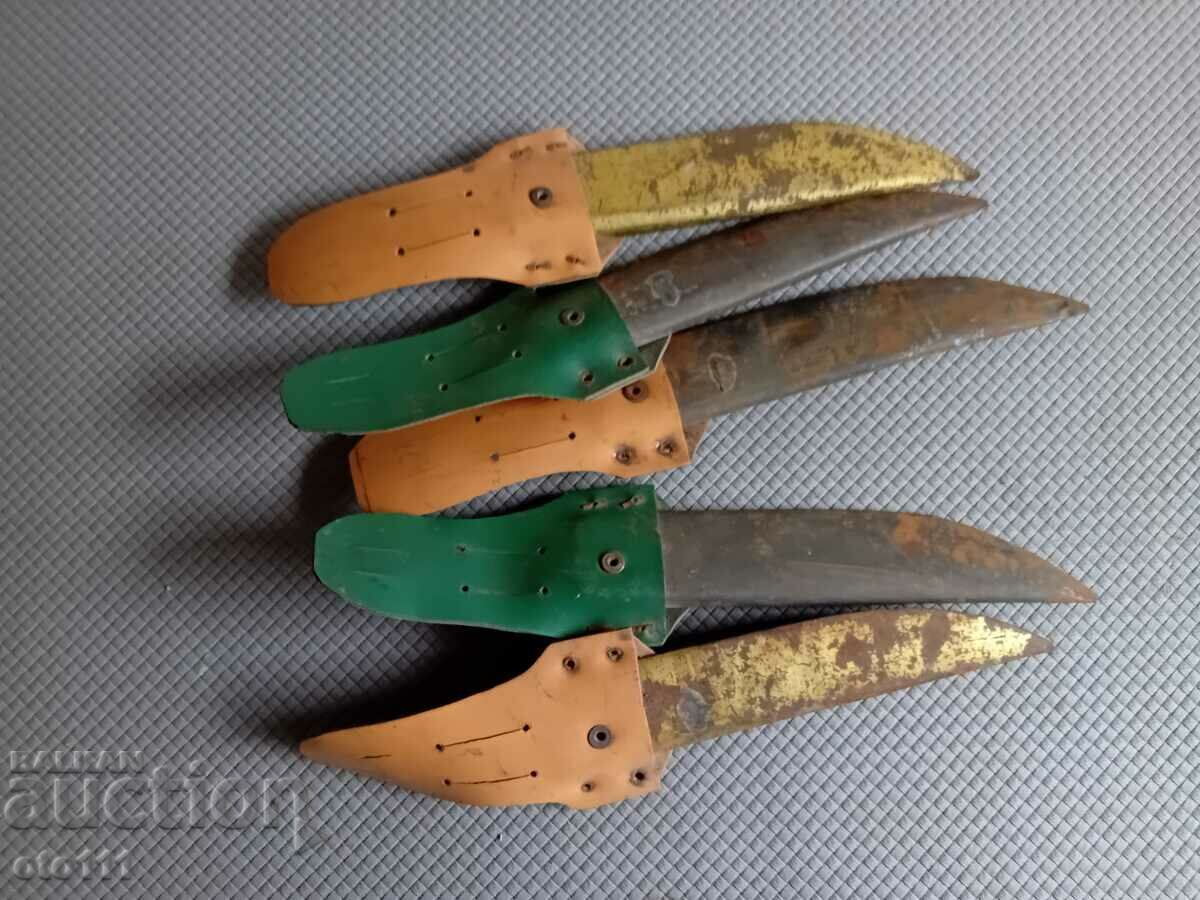 Auction CANIA, CANIA - 5 pieces Auction CANIA, CANIA - 5 pieces