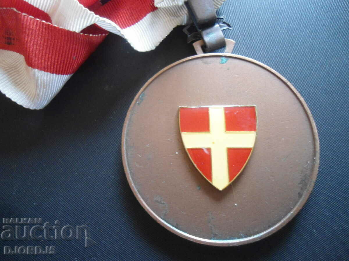 Delivery of Old plaque, order, medal Delivery of Old plaque, order, medal