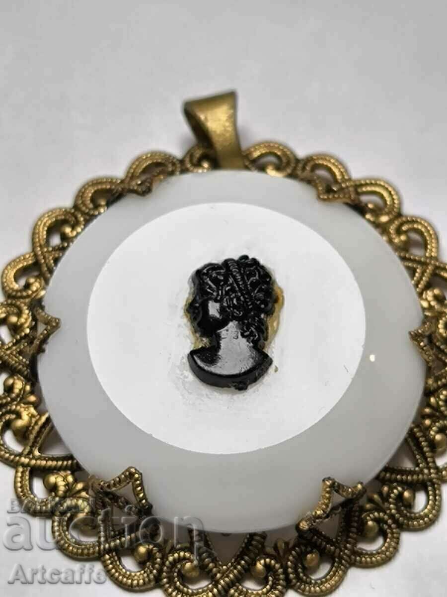 Auction GILT BRONZE CAMEO Auction GILT BRONZE CAMEO