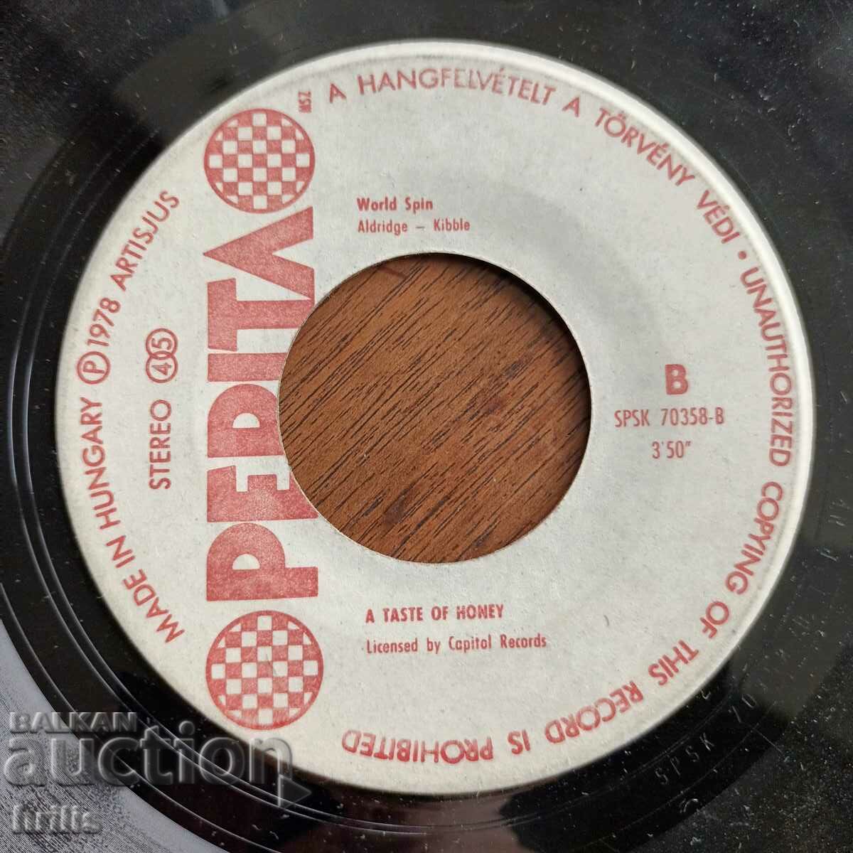 SMALL RECORD - FUN MUSIC, TASTE OF HONEY with price 1.10 BGN | € 0.56 SMALL RECORD - FUN MUSIC, TASTE OF HONEY with price 1.10 BGN | € 0.56