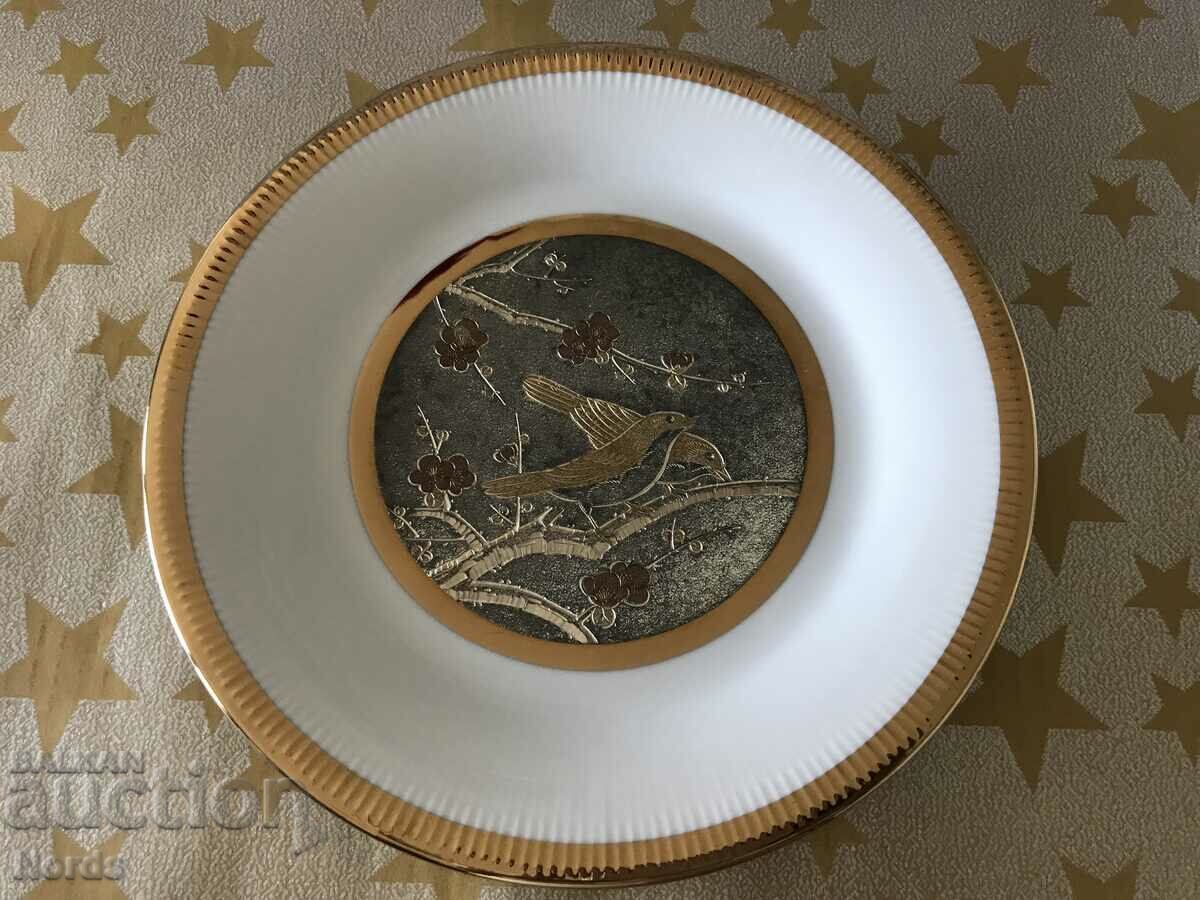 Collector's plate Japan