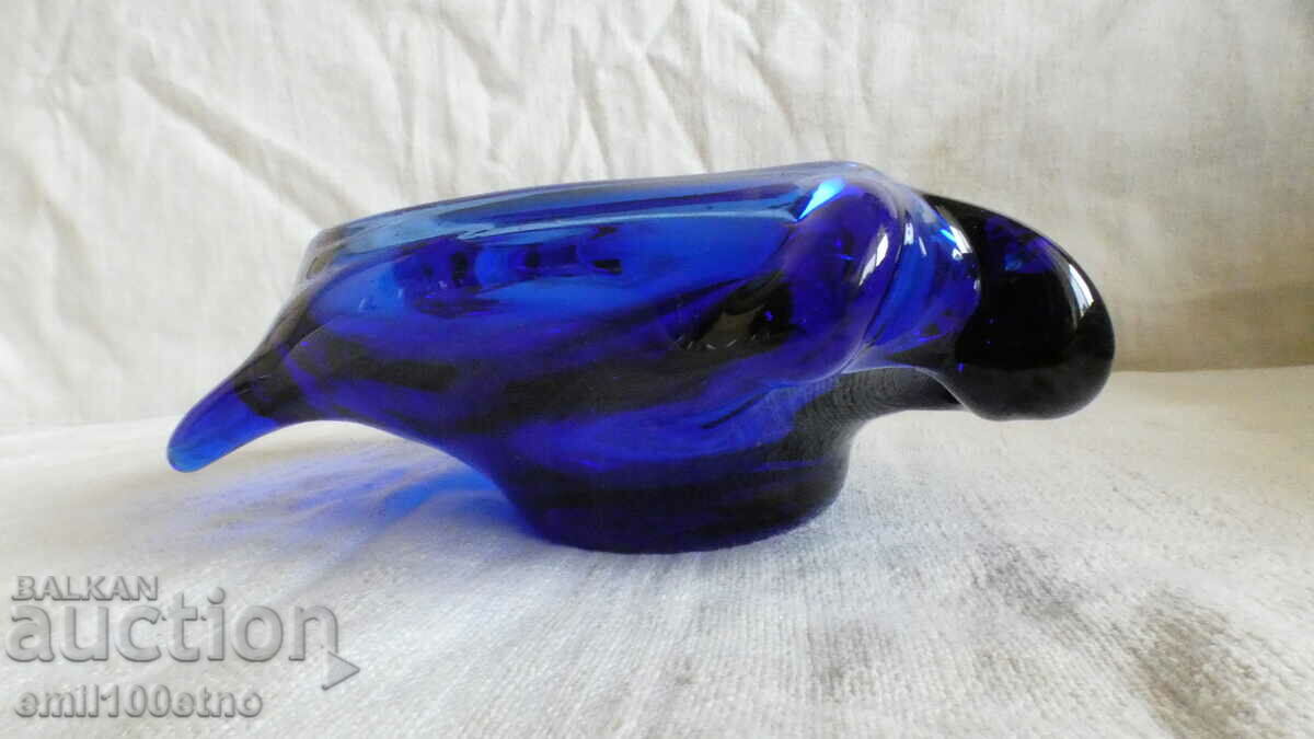 Delivery of Ashtray massive colored glass handmade Delivery of Ashtray massive colored glass handmade