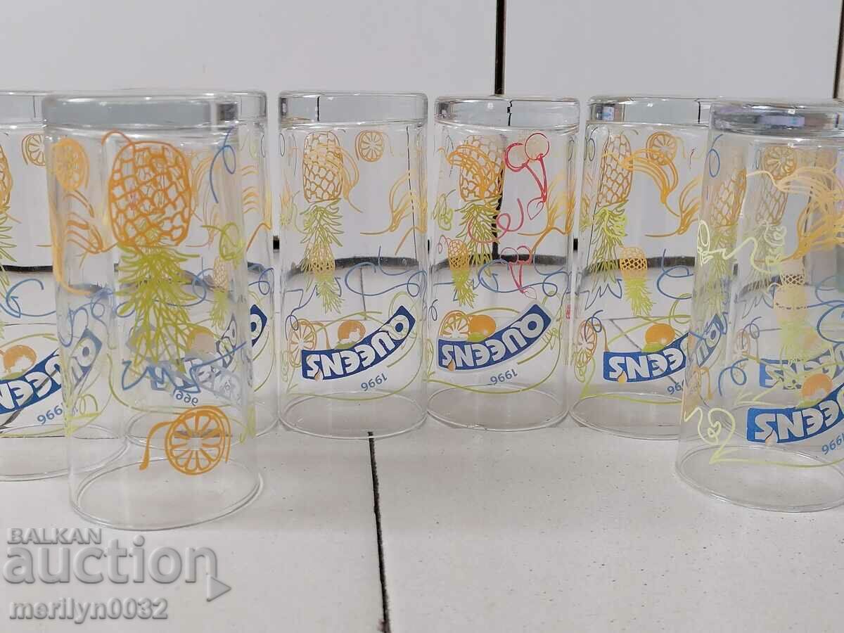 A beautiful set of 8 glasses QUIEENS glass for soft drinks