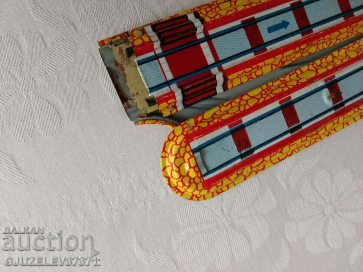 Old tin metal track for mechanical carts with price 20.00 BGN | € 10.23 Old tin metal track for mechanical carts with price 20.00 BGN | € 10.23