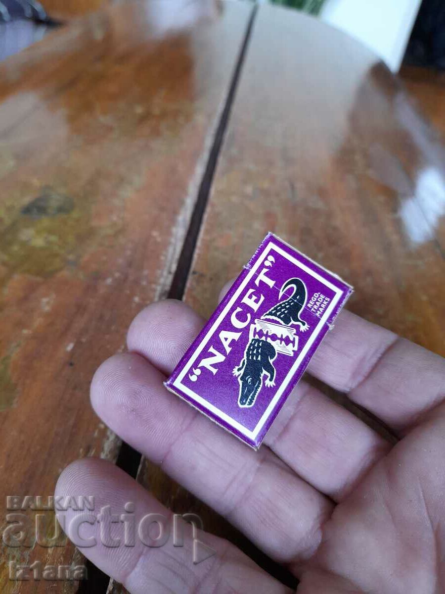 Delivery of Old Nacet razors Delivery of Old Nacet razors