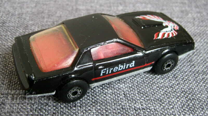 1982 Cutie de chibrituri Macau Pontiac Firebird SE Cutie de chibrituri cu preț 20.00 BGN | € 10.23