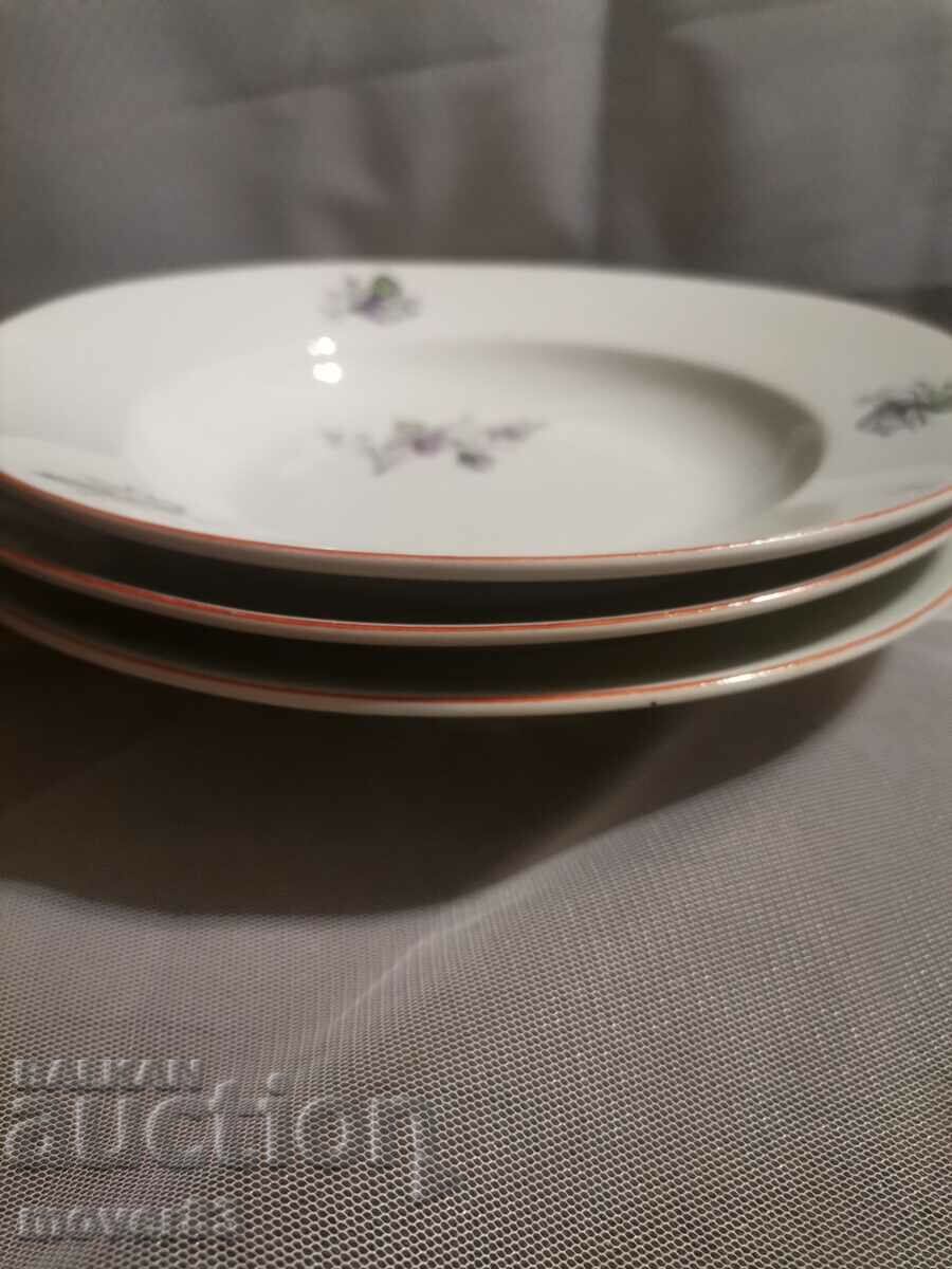 Deep dishes. Porcelain. 3 pieces