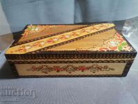 Soc. Wooden box. Excellent condition