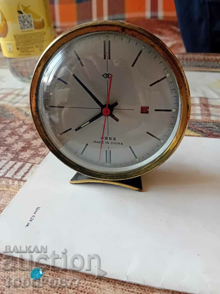 Παλιό επιτραπέζιο ρολόι