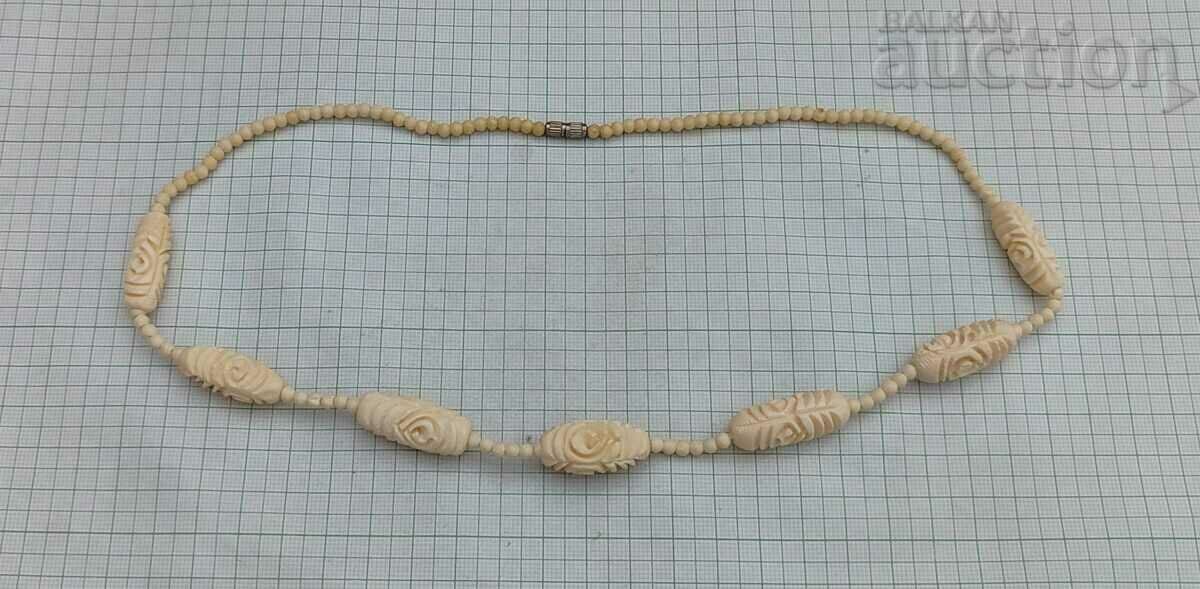 Auction BONE NECKLACE Auction BONE NECKLACE
