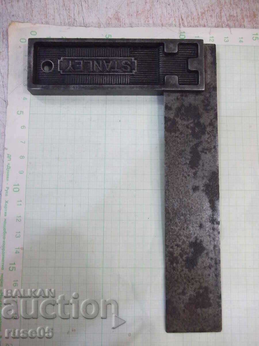 Corner "STANLEY" American metal with price 20.00 BGN | € 10.23 Corner "STANLEY" American metal with price 20.00 BGN | € 10.23