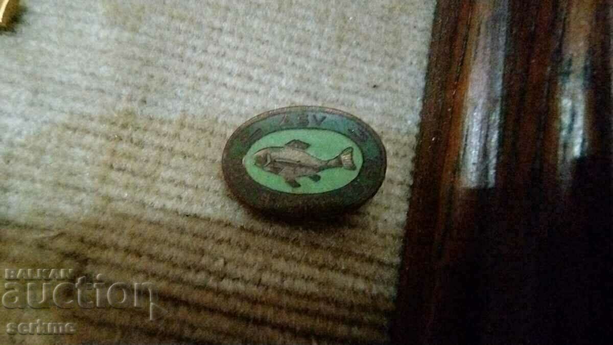 Lot of badges - 6 Lot of badges - 6