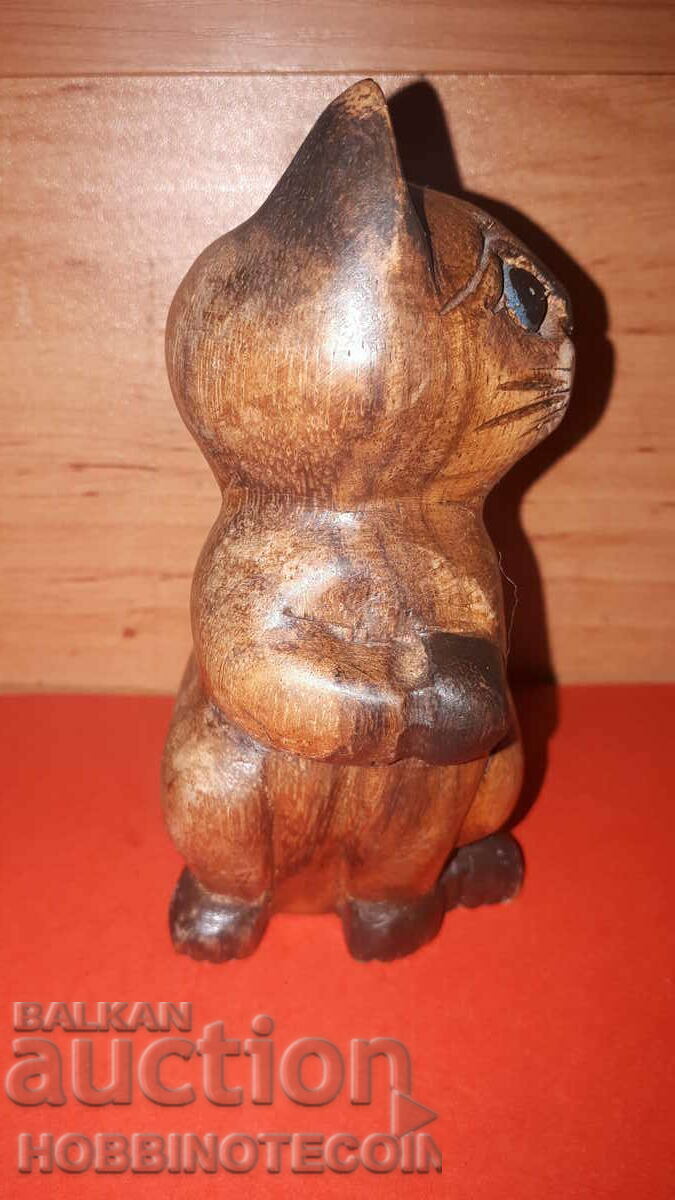 Auction WOODEN FIGURINE CAT STATUETTE 2 Auction WOODEN FIGURINE CAT STATUETTE 2