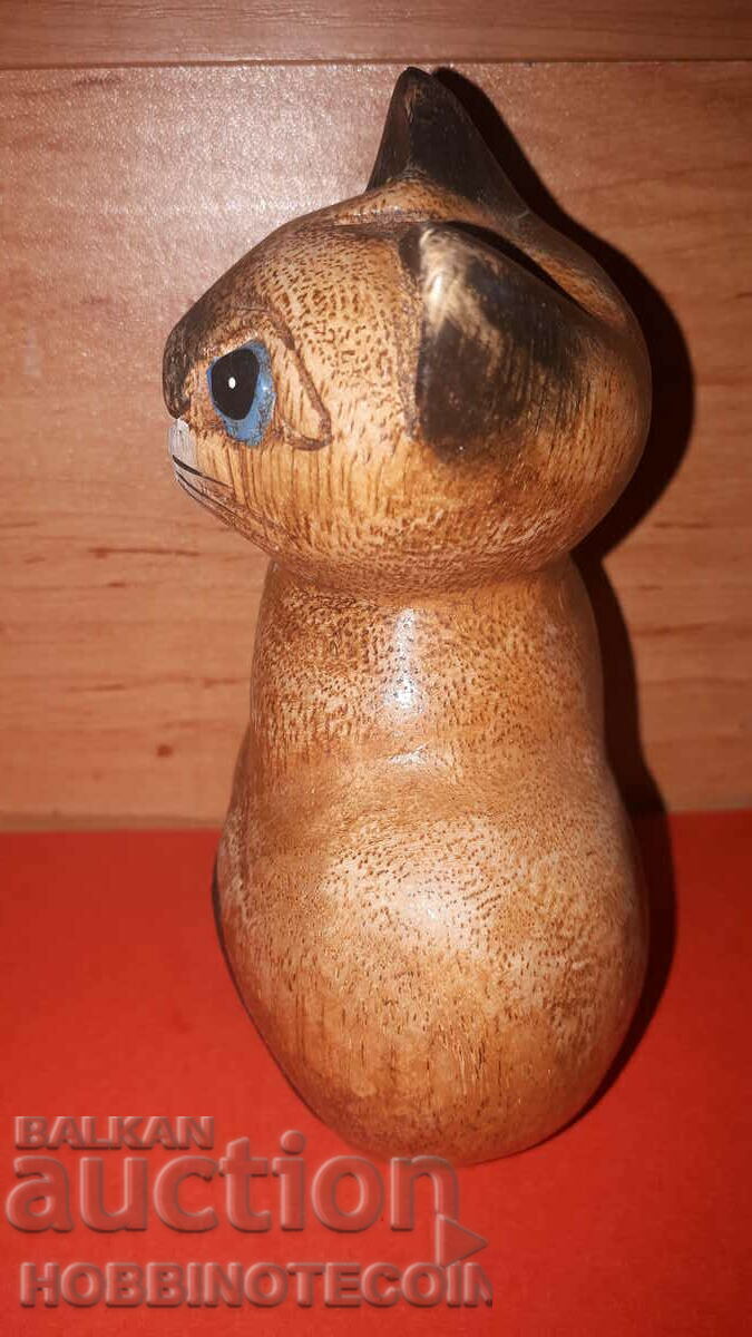Delivery of WOODEN FIGURINE CAT STATUETTE 2 Delivery of WOODEN FIGURINE CAT STATUETTE 2