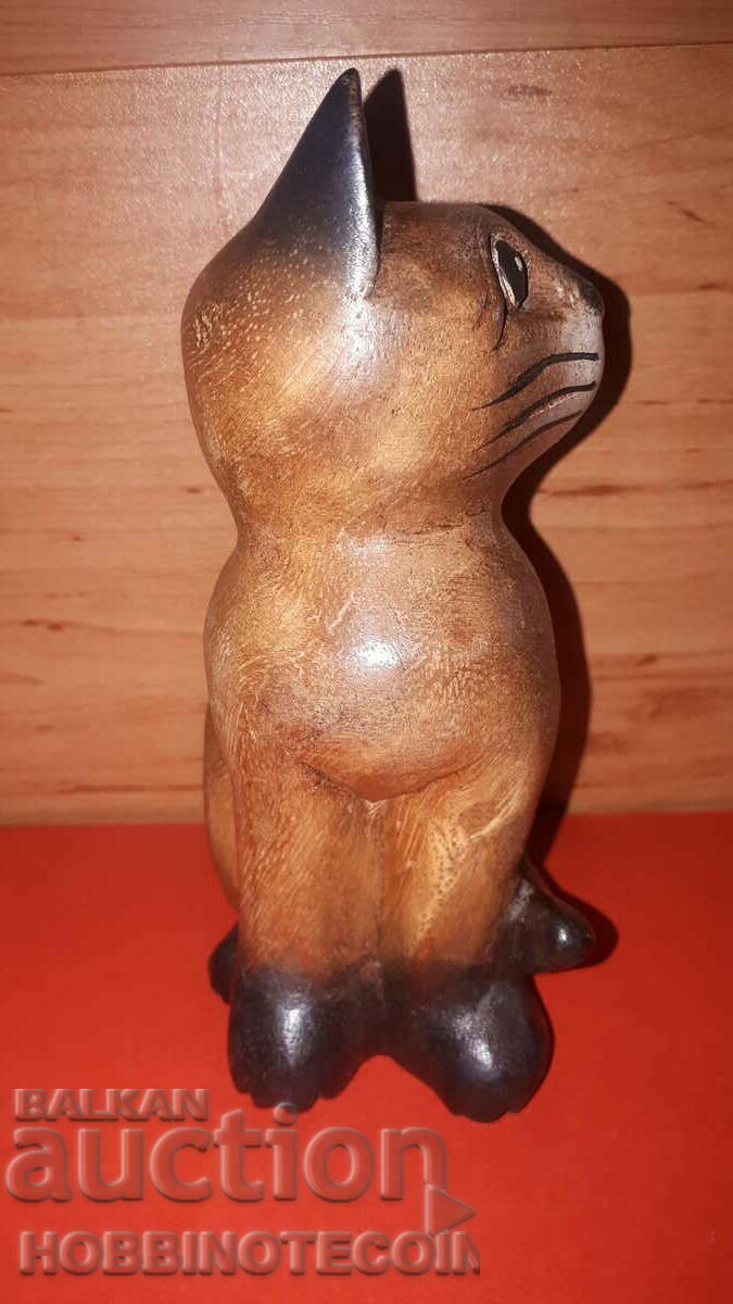 Auction WOODEN FIGURINE CAT STATUETTE 5 Auction WOODEN FIGURINE CAT STATUETTE 5