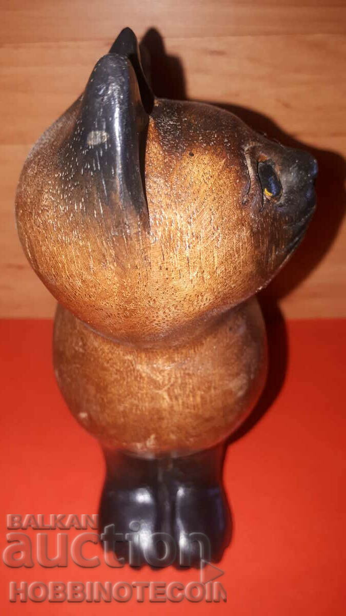 Auction WOODEN FIGURINE STATUETTE OF A CAT 6 Auction WOODEN FIGURINE STATUETTE OF A CAT 6