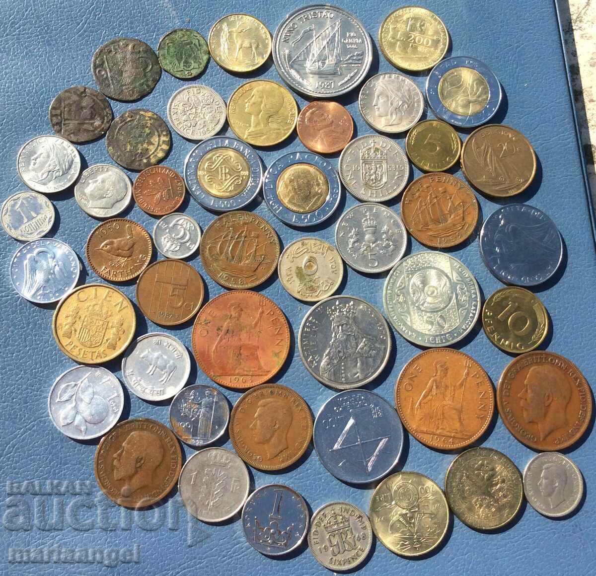 Set of 47 coins from Italy, England, Vatican and others