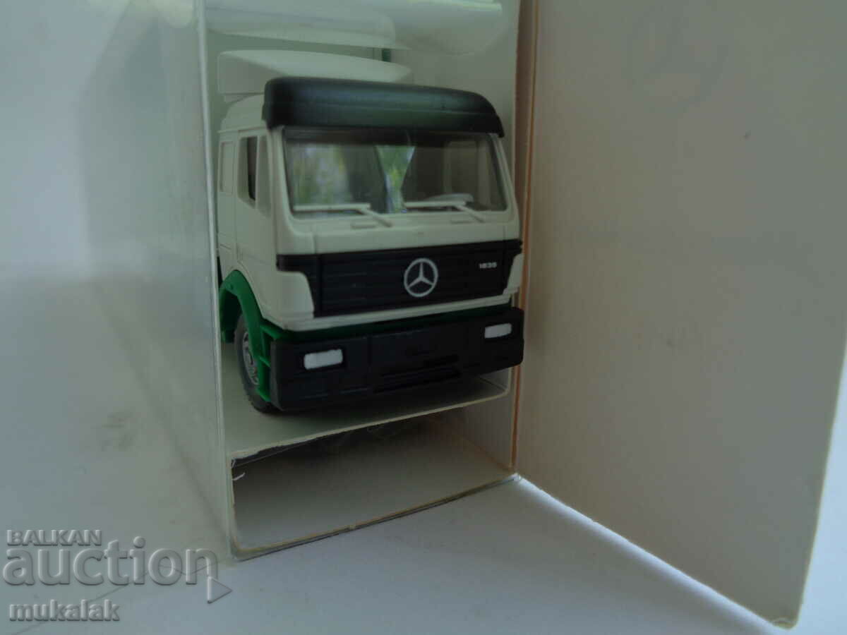 Delivery of WIKING H0 1/87 MERCEDES BENZ TRUCK MODEL TOY TROLLEY Delivery of WIKING H0 1/87 MERCEDES BENZ TRUCK MODEL TOY TROLLEY