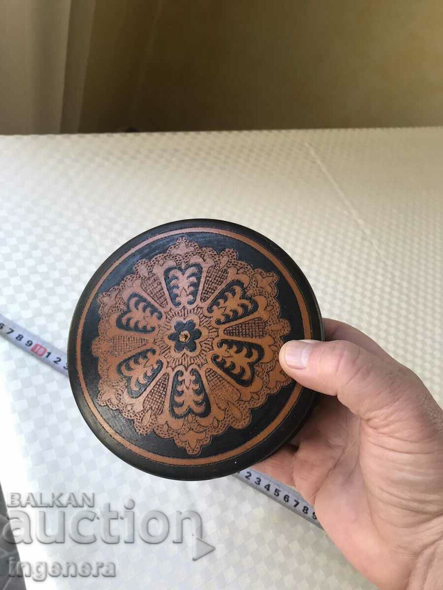 BOX WOOD PYROGRAPH DRAWING ANTIQUE FROM SOCA MOSTRA with price 48.00 BGN | € 24.54 BOX WOOD PYROGRAPH DRAWING ANTIQUE FROM SOCA MOSTRA with price 48.00 BGN | € 24.54