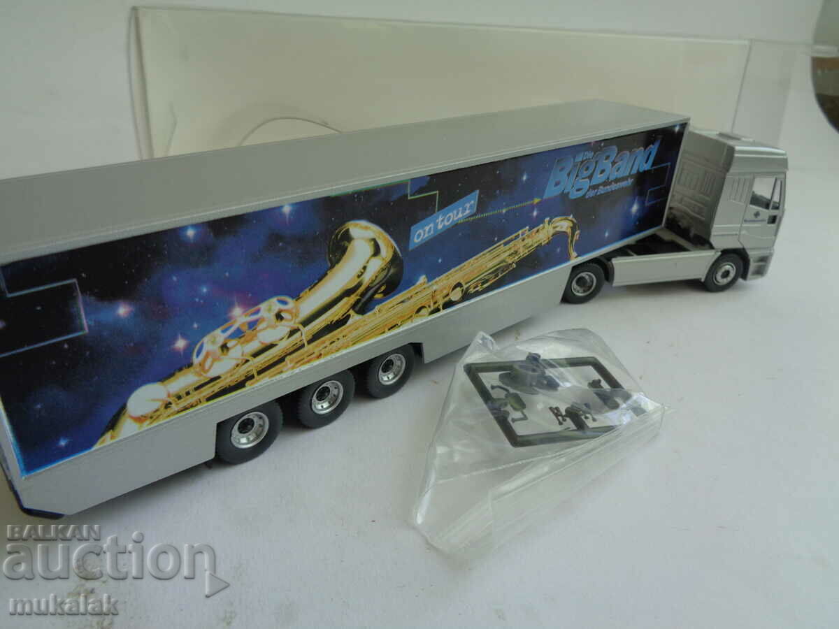 WIKING H0 1/87 IVECO TRUCK MODEL TOY TROLLEY - 5 WIKING H0 1/87 IVECO TRUCK MODEL TOY TROLLEY - 5