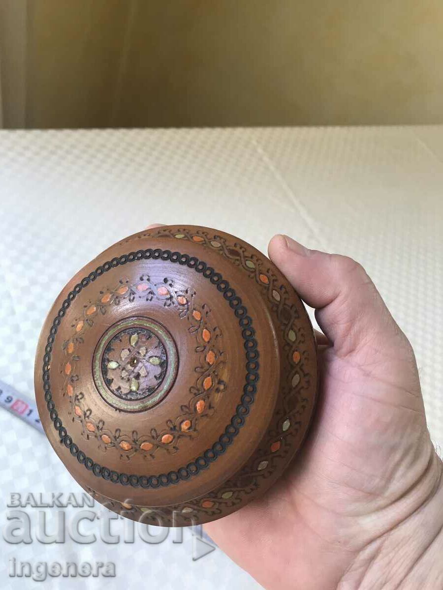 Auction  BOX WOOD PYROGRAPH DRAWING ANTIQUE FROM SOCA MOSTRA