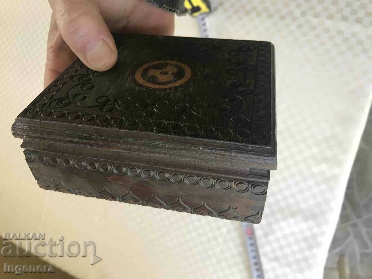 Delivery of BOX WOOD PYROGRAPH DRAWING ANTIQUE FROM SOCA MOSTRA Delivery of BOX WOOD PYROGRAPH DRAWING ANTIQUE FROM SOCA MOSTRA