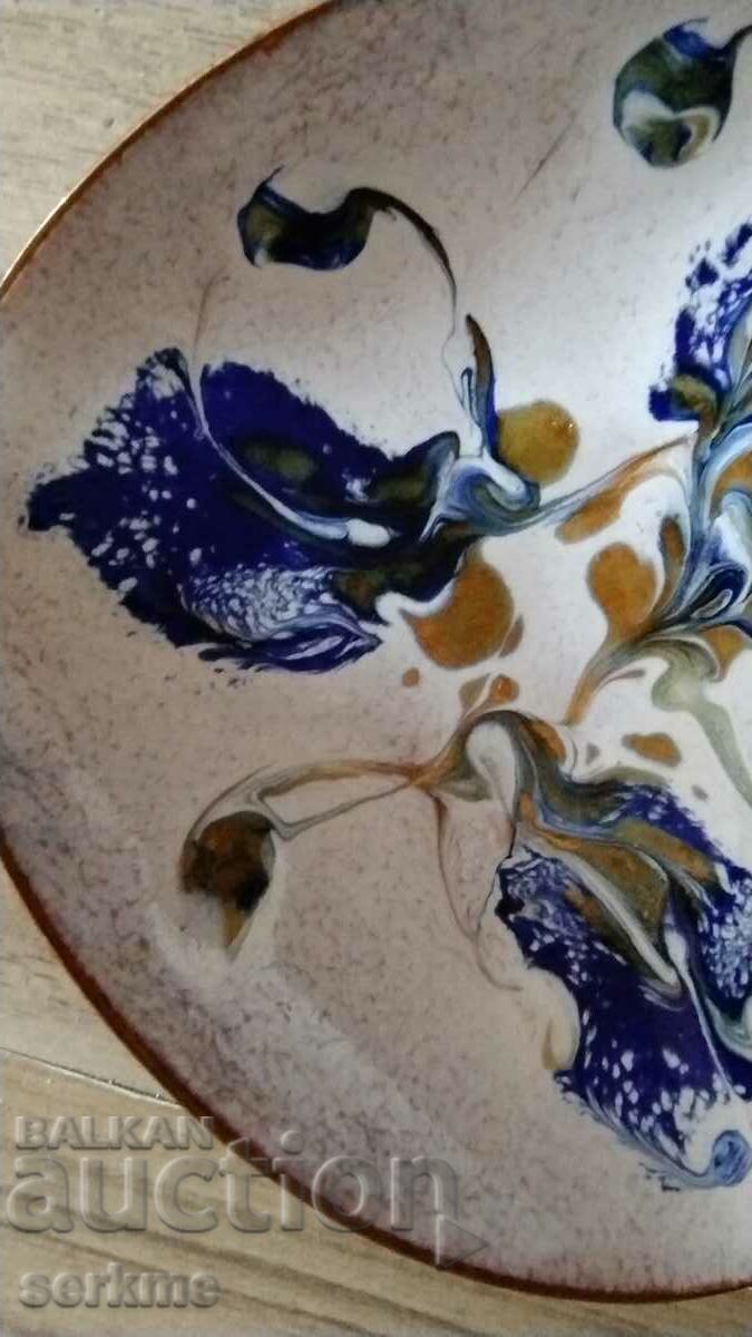 Аукцион Порцеланов съд Аукцион Порцеланов съд