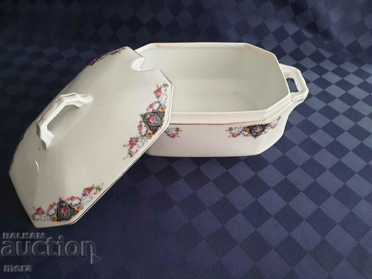 Auction Czechoslovakia H&C Chodau porcelain soup bowl Auction Czechoslovakia H&C Chodau porcelain soup bowl