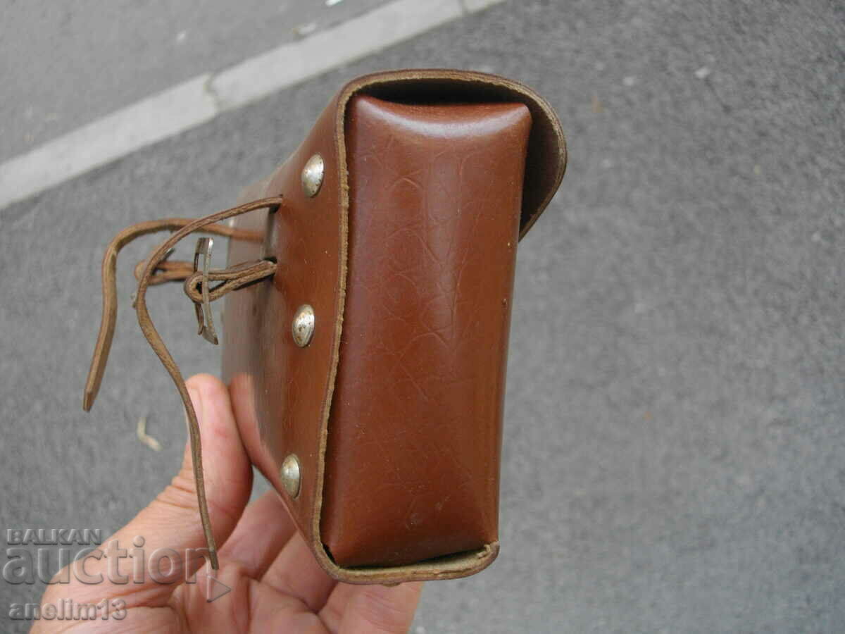 Delivery of RETRO BIKE BAG