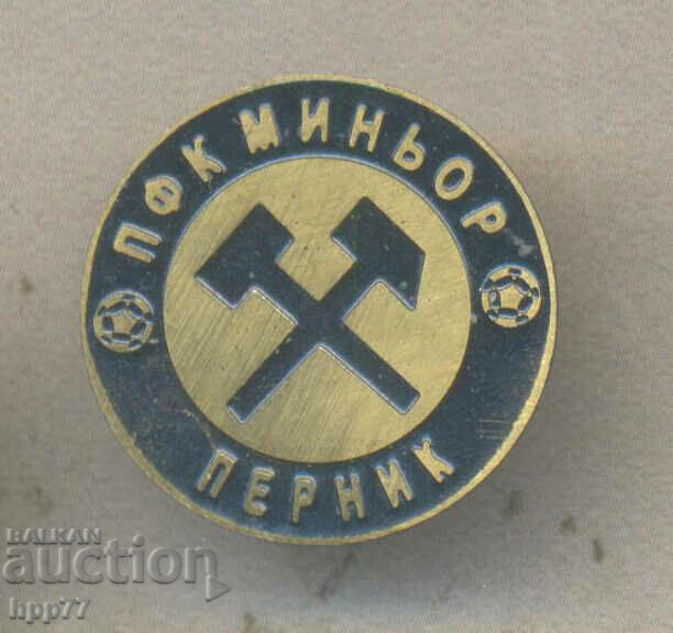 Rare football badge PFC MINOR Pernik