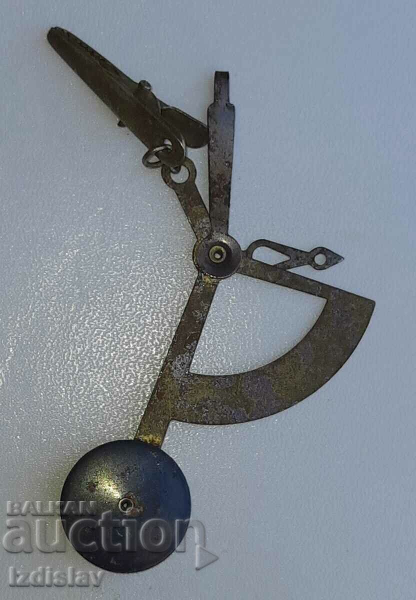 Μικρή κρεμαστή, χειροκίνητη ταχυδρομική ζυγαριά με τιμή 40.00 BGN | € 20.45