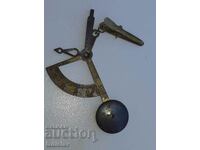 Cântar poștal manual mic suspendat