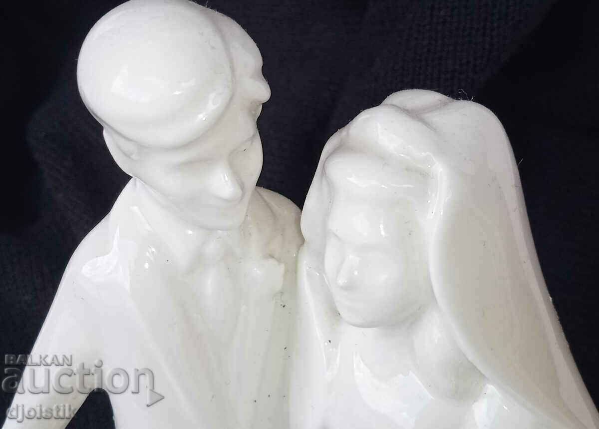 Figurină din porțelan ROYAL DOULTON - 6 Figurină din porțelan ROYAL DOULTON - 6