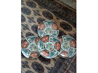 ❗Four vintage decorative plates ❗