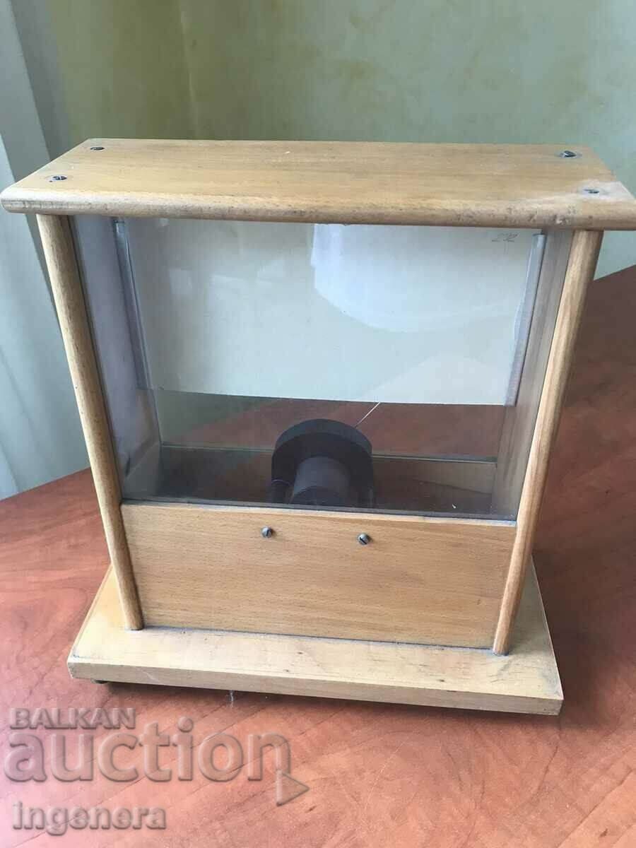 Auction EARLY SOCIETY VOLTMETER DEVICE - 1961 Auction EARLY SOCIETY VOLTMETER DEVICE - 1961