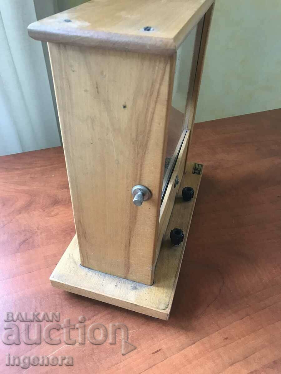 EARLY SOCIETY VOLTMETER DEVICE - 1961 - 6 EARLY SOCIETY VOLTMETER DEVICE - 1961 - 6