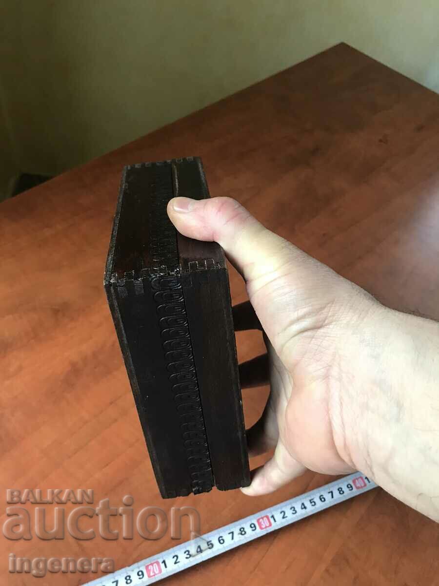 Delivery of BOX WOOD PYROGRAPH DRAWING ANTIQUE FROM SOCA MOSTRA Delivery of BOX WOOD PYROGRAPH DRAWING ANTIQUE FROM SOCA MOSTRA